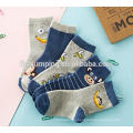 Fashion design cotton young child tube socks with animal printing